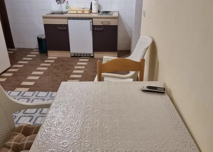 Eljka - With Terrace 7 Apartmán Orebić